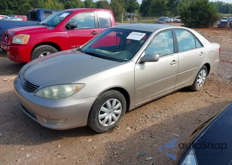 2005 Toyota Camry Le from USA, damaged, VIN 4T1BE32KX5U941056